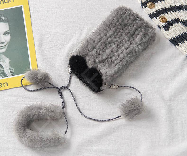 HL20HB013-B mink knitted cellular phone bag