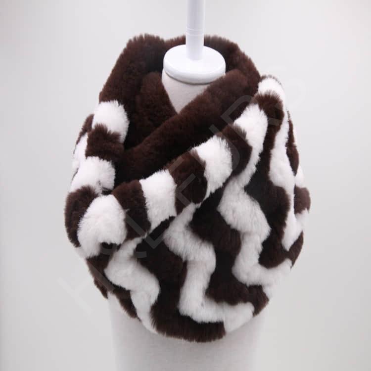 HL8W033 Rex Rabbit Scarf-1