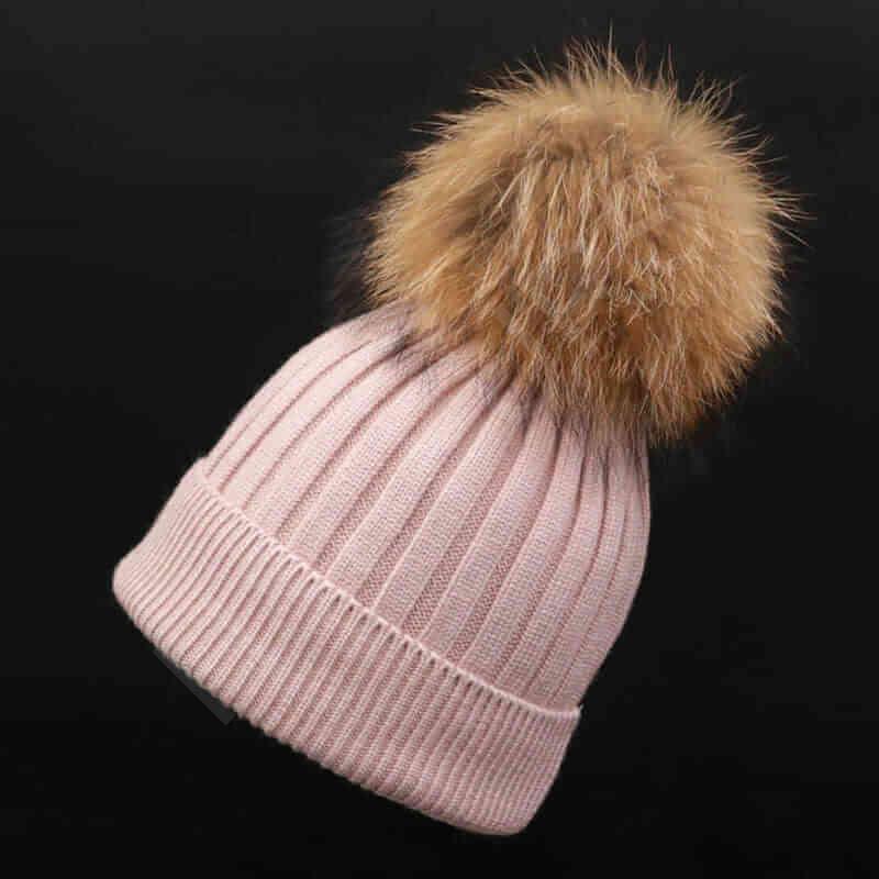 HL20C001 Knitted Hats For Women Large Raccoon Fur Pompom-3